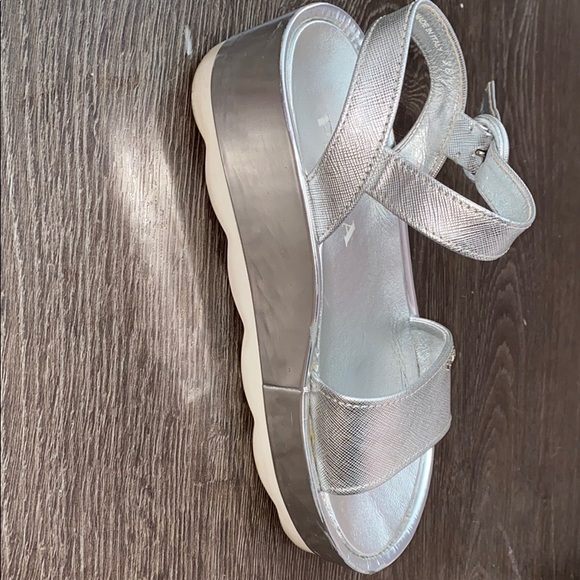 PRADA silver sandals - Picture 3 of 9